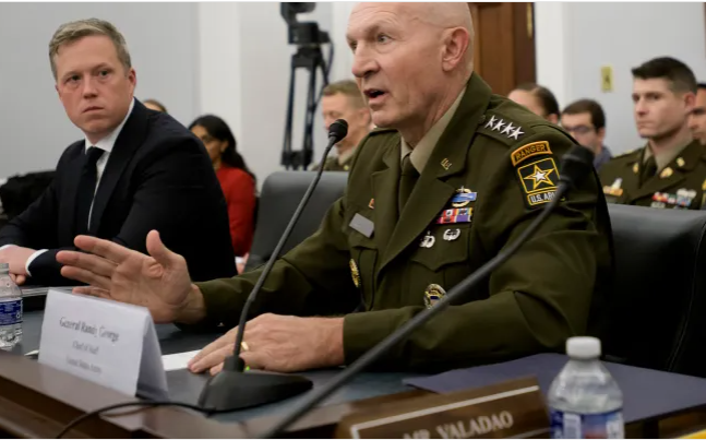 Di Tengah Konflik dengan Iran, Menhan AS Pecat Kepala Staf Angkatan Darat AS